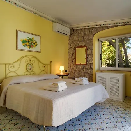 Maison Dileane By Italianhost Apartment Capri