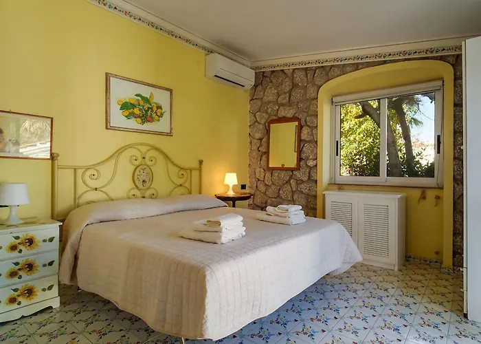 Maison D'ileane By Italianhost Apartament Capri